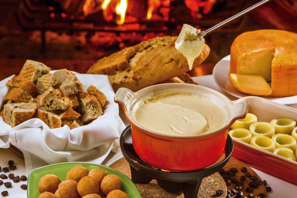 Campos-do-Jordao-Gastronomia-Restaurante-Charpentier-Fondue-bx