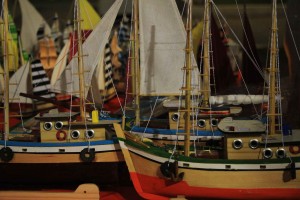 Guaruja -Artes-Artesanato-barcos-bx