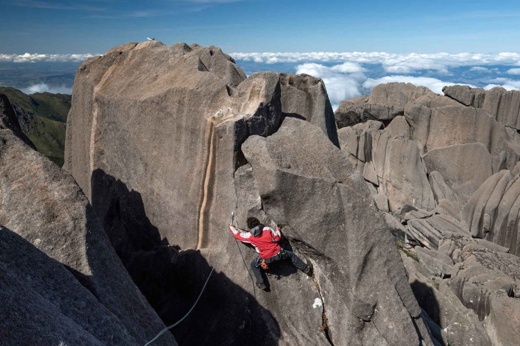 Itatiaia-parque-nacional-esporte-montanhismo-Andre-Dib-bx