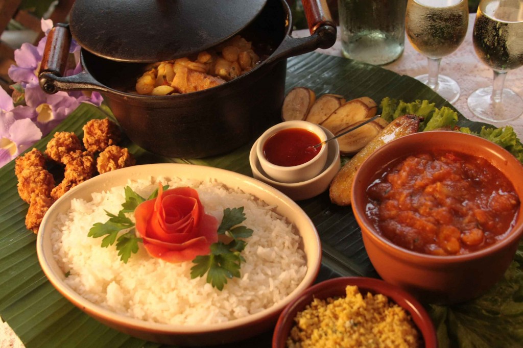 Gastronomia caiçara: Azul Marinho-ilhabela-gastronomia-azul-marinho-219-bx