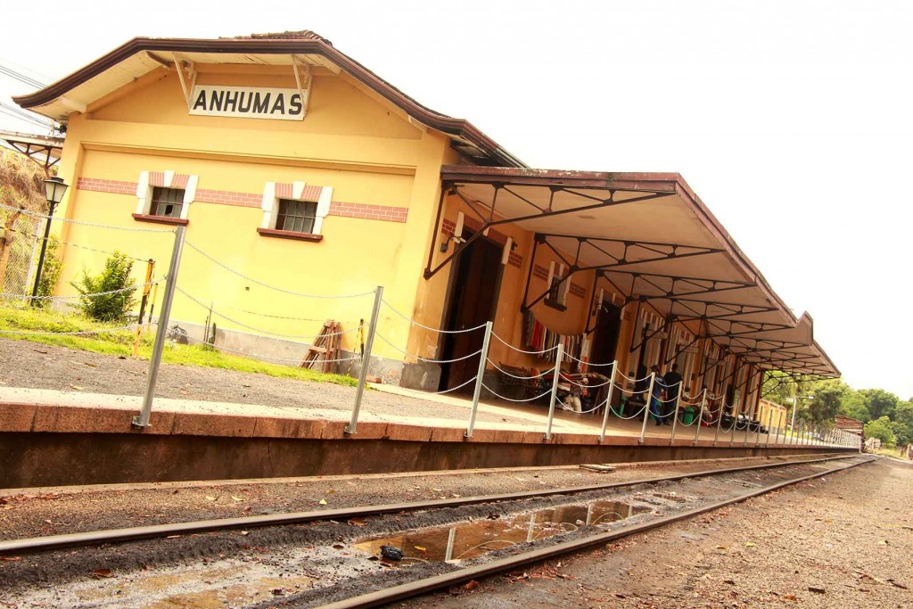 Estações ferroviárias em Campinas-historia-ferrovias-estacao-anhumas-img_0107-bx