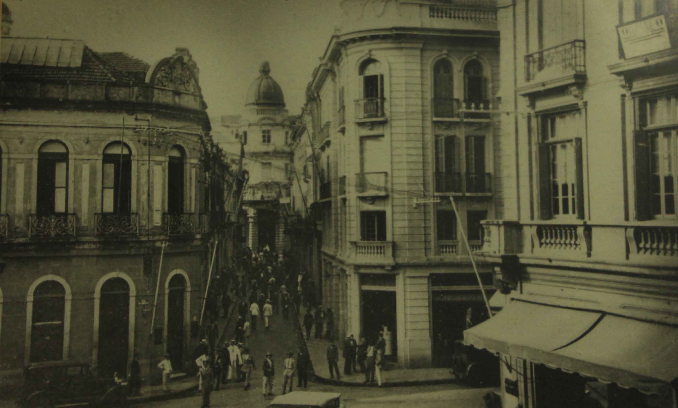 Ciclos históricos e o Porto de Santos