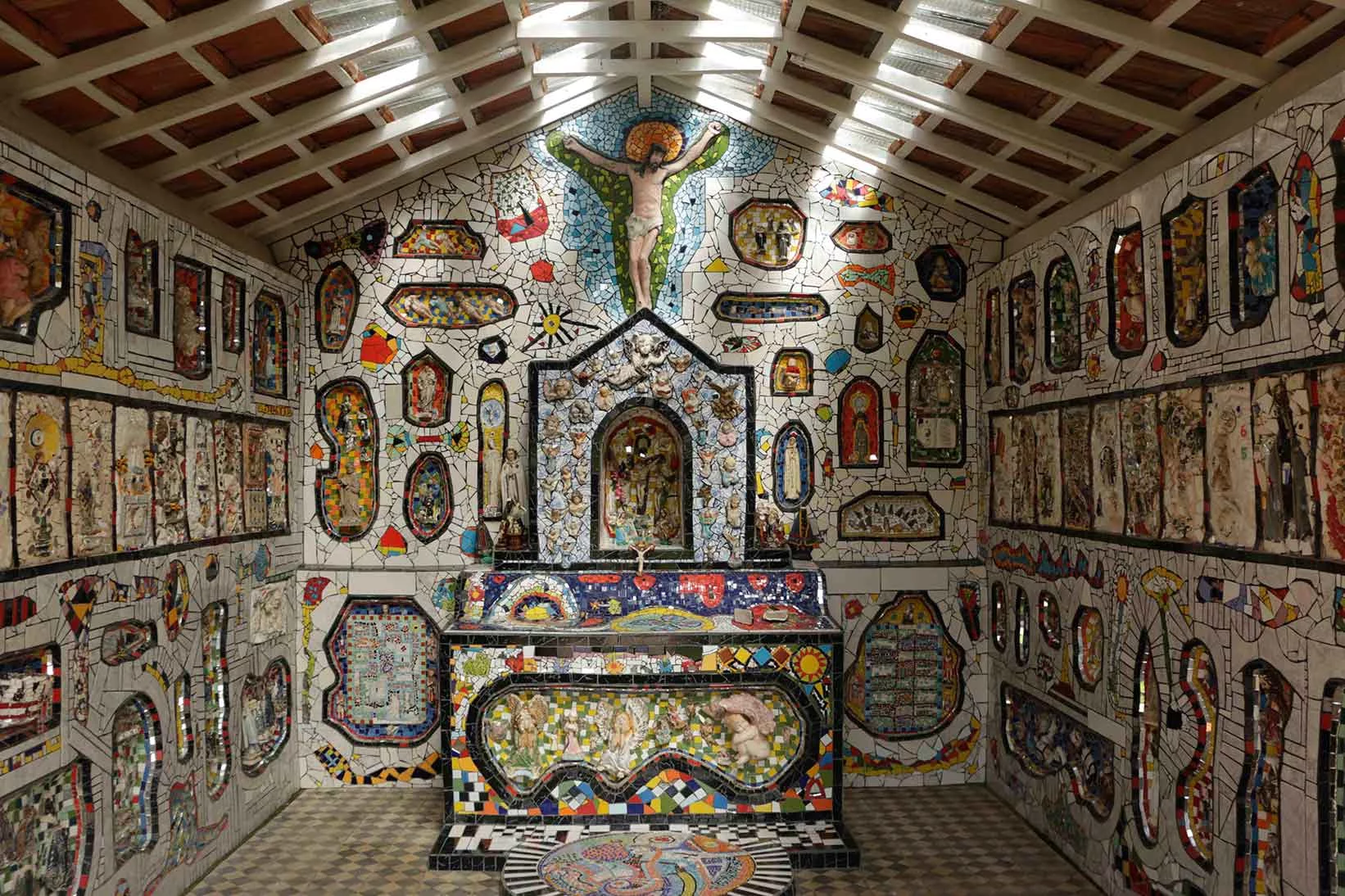 Sao-Bento-do-Sapucai-Turismo-Religioso-Capela-do-Mosaico-_MG_5738-bx