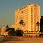 Guaruja-Arquitetura-Edificio-Sobre-as-Ondas-bx