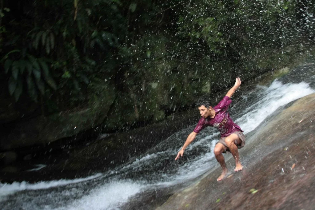 ilhabela-esportes-aqualoucos-cachoeira-da-toca-640-bx