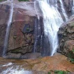 ilhabela-meio-ambiente-cachoeira-do-gato-robert-werner-bx