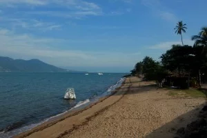 Praias do Centro - Ilhabela-Praia de Itaguassu