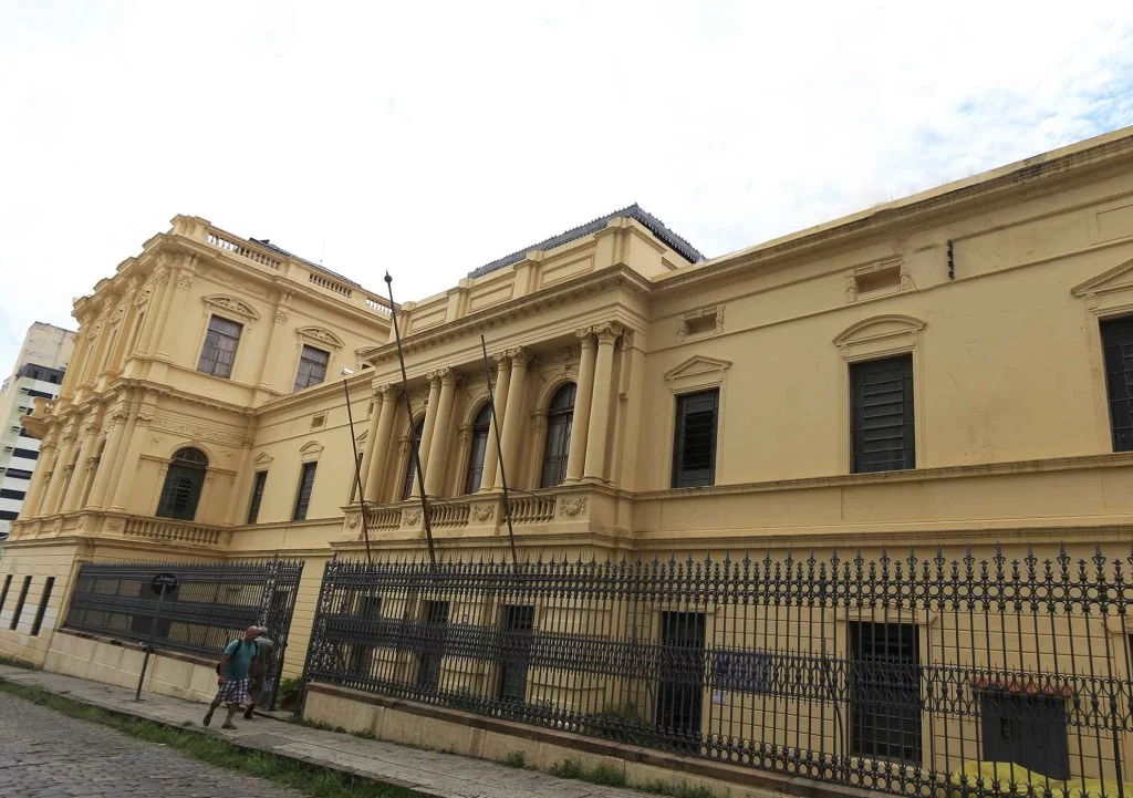 Palácio da Mogiana em Campinas-historia-ferrovias-palacio-da-mogiana-2-bx