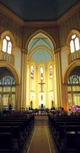 santos-turismo-religioso-catedral-interior-bx