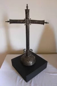 santos-cultura-museu-de-arte-sacra-cruz-processional-bx