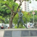 santos-esportes-futebol-santosfc-jogador-pele-soco-no-ar-bx