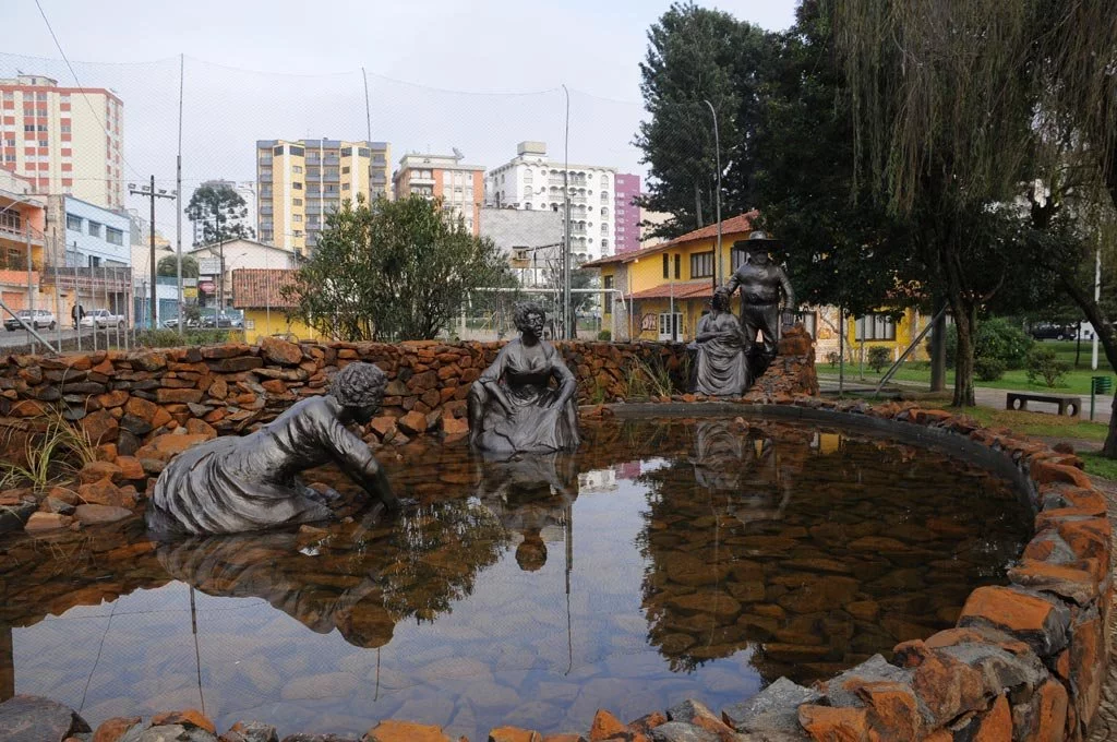 Monumento às Lavadeiras - Foto Toninho Vieira