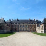 France-Chateau-de-Courson-Visao-Frontal-ft-M-Briones-X-web
