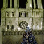 Catedral-Notre-Dame-de-Paris-Franca-Fachada-noite-web