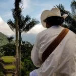 19-José-Luis-estava-com-seu-danburro-meditando