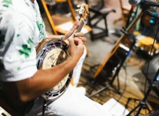 Dia nacional do Samba: show gratuito de Roberta Oliveira, Samburbano e Cartografias de Bamba