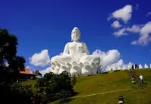 Buda Gigante de Ibiraçu consolida turismo espiritual no Espírito Santo