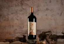 Premium Club Larentis mira os 1.000 membros impulsionado pelo Merlot 25 anos em garrafa magnum