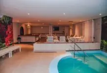 Experiência do Nikkey Palace para o BTS inclui hospedagem, transporte e camarote