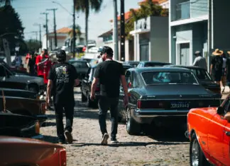 Opalapa reúne mais de 600 veículos clássicos na cidade da Lapa (PR)